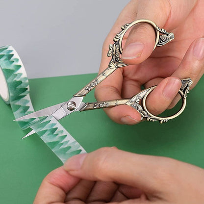 Butterfly scissors